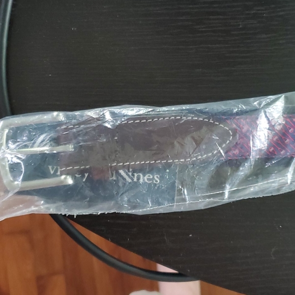 Vineyard Vines Belt Size 40 Neon Lax NWT - Picture 3 of 3